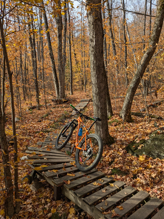 Small Town Natural: Explores Northshore MTB trails in North Bay, ON, Canada