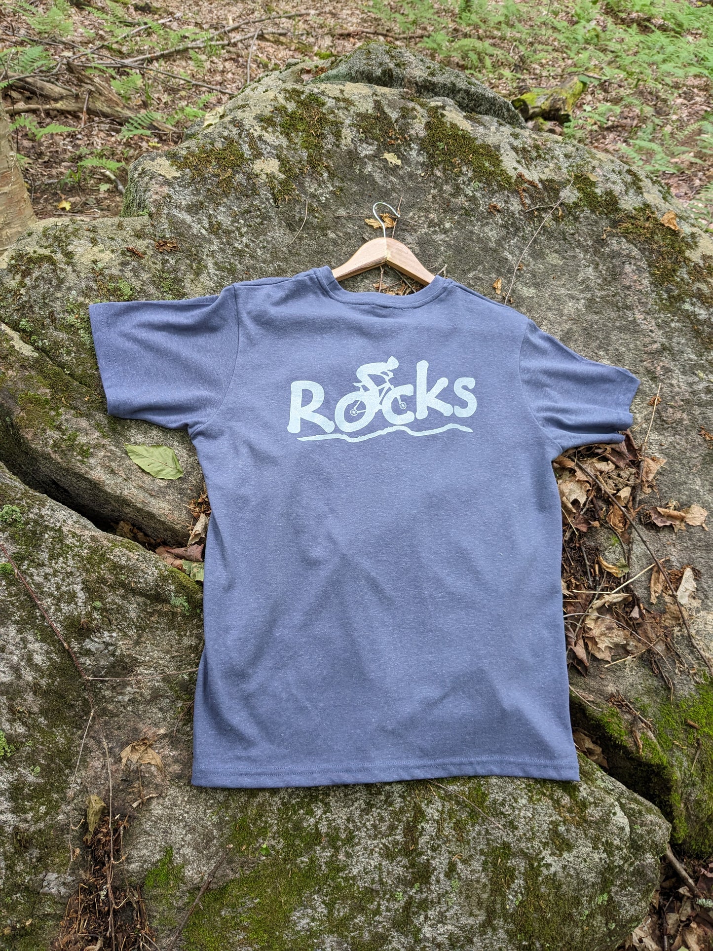 Rocks Hemp Classic T-shirt - baggy fit- Unisex